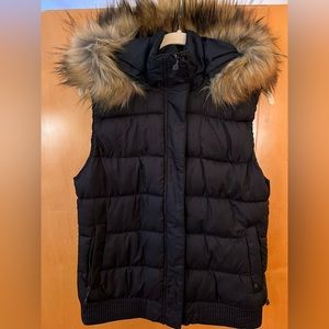 Merrell Women Black Fur Hooded Puffer Vest